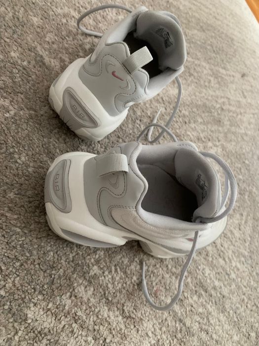 Nike Air Max Bliss - Mărimea 37.5