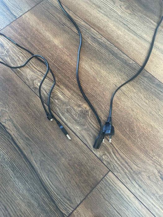 Ps4 slim с включени 8 игри