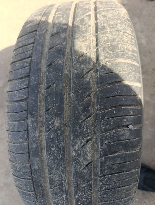 Б/у шины. 205/55R15 88N