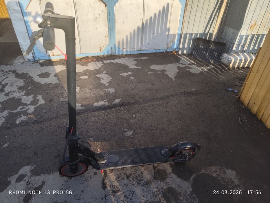 Продам электро самокат