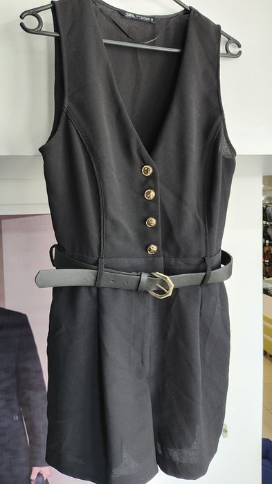 Къс черен гащеризон ZARA