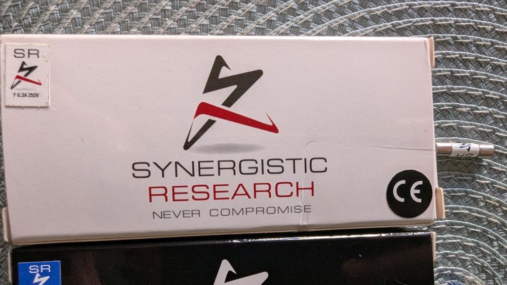 Synergestic Research Purple Blue Red Quantum Fuse HiFi Бушони
