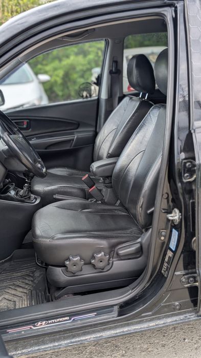 Hyundai Tucson 4x4  2.0d 140cp E4 2008 Piele , Navigație mare , Scaune încălzite