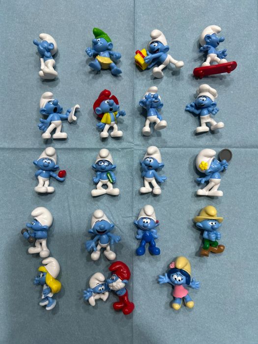 Vând ștrumfi! NOI!