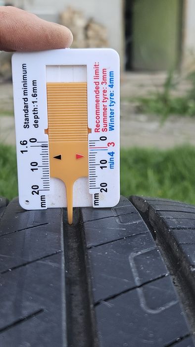 Оригинални джанти Audi 17 цола 7,5 J 51ET + летни Goodyear Efficent 215 55 DOT 2022 6-7mm грайфер