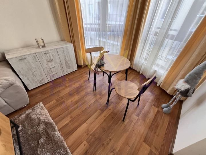 Продава се Двустаен апартамент в к.к. Слънчев бряг - 47 кв.м за 972 €/кв.м - Снимка #2