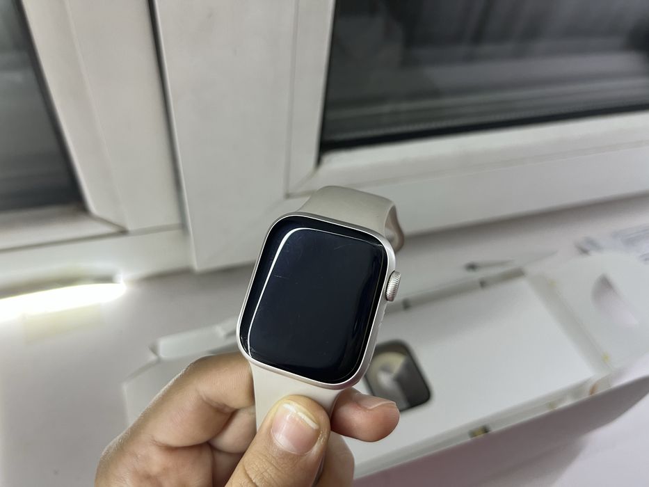 Б/У Apple Watch Series 9 41mm Starlight GPS