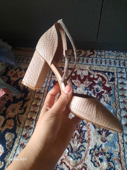 Trenddagi tufli  vecherniy va kundalik uchun