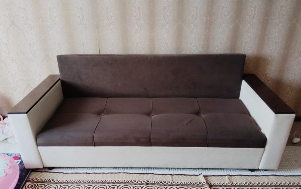 Продам диван, в хорошем состоянии