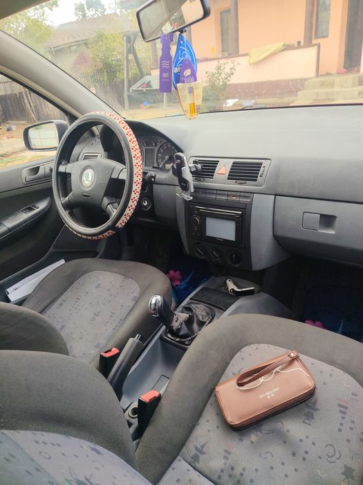 SKODA Fabia 2004 — imagine 2