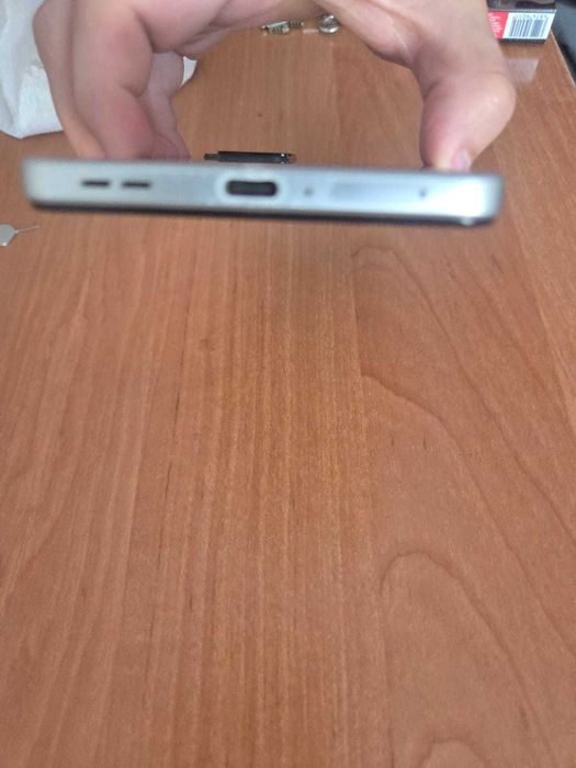 Смартфон Poco f4