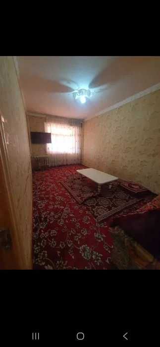 5 микрайондан 3 хонали 3 каватдан квартира сотилади