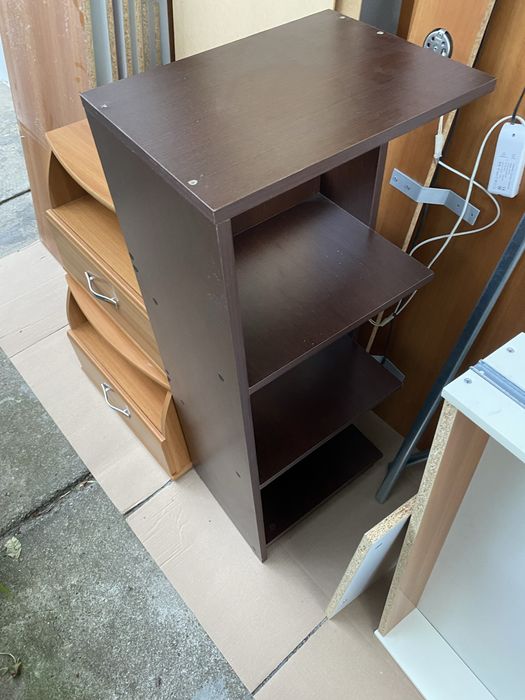 Vand mobilier de dormitor