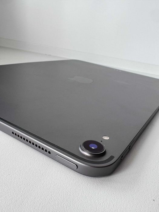 iPad Pro 11, 64GB, 2018— отличное состояние