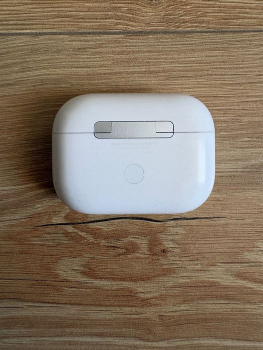 Airpods Pro 2 USB-C - лява слушалка и кейс