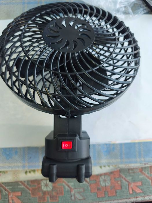 Ventilator portabil cu 2 acumulatori