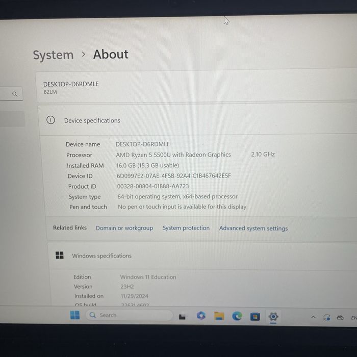 Lenovo IdeaPad 5 – Ryzen 5 5500U / 16GB RAM / 5000GB SSD