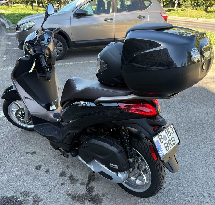 Piaggio Medley 150
