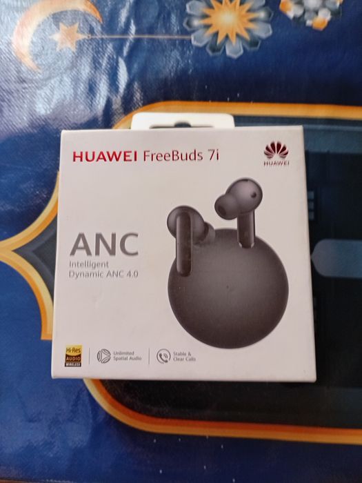 Продам срочно наушники Huawei FreeBuds7i
