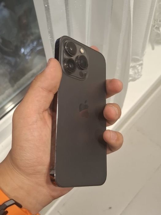 iPhone 13 pro 256гб