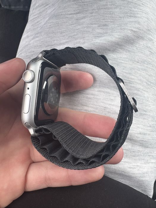 Апл вотч 6 серия 44 миллиметра