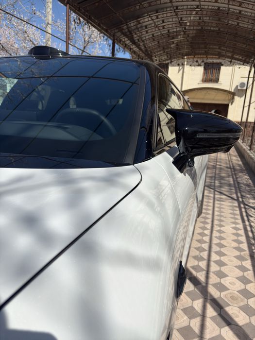 Zeekr 001 Sport Бакавой