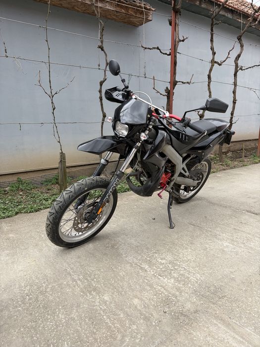 Super moto 49cm2 inmatriculata cu asigurare ITP