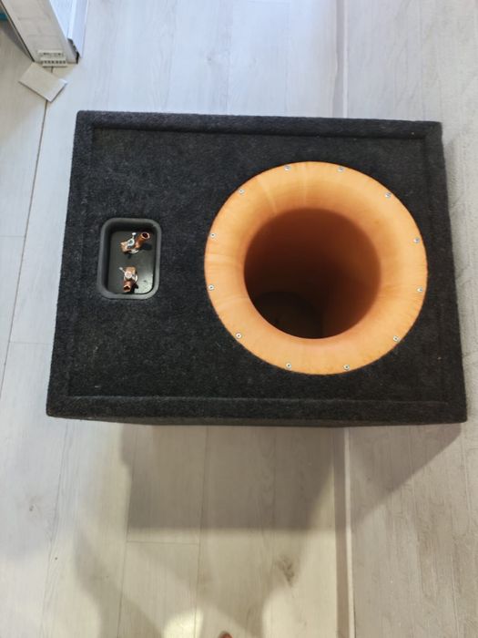 Продам сабвуфер рейвен 15