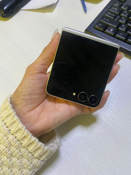 Samsung Galaxy Z Flip7 FE