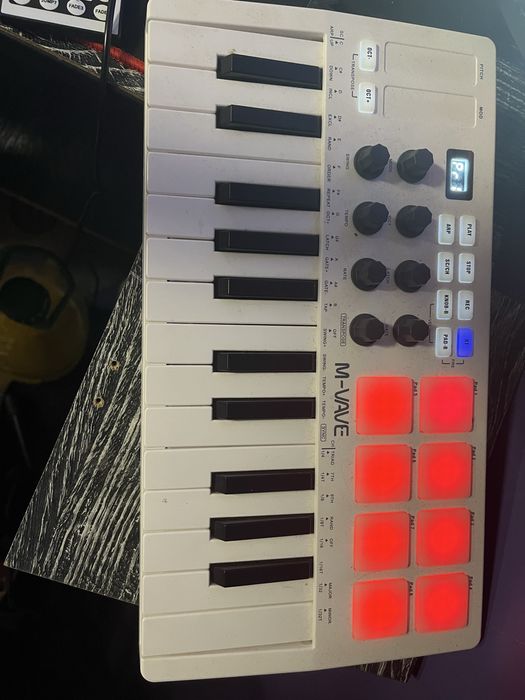 Midi controller и синтезатор