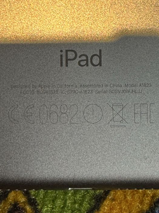 Ipad gen 5 plus ipad air 1