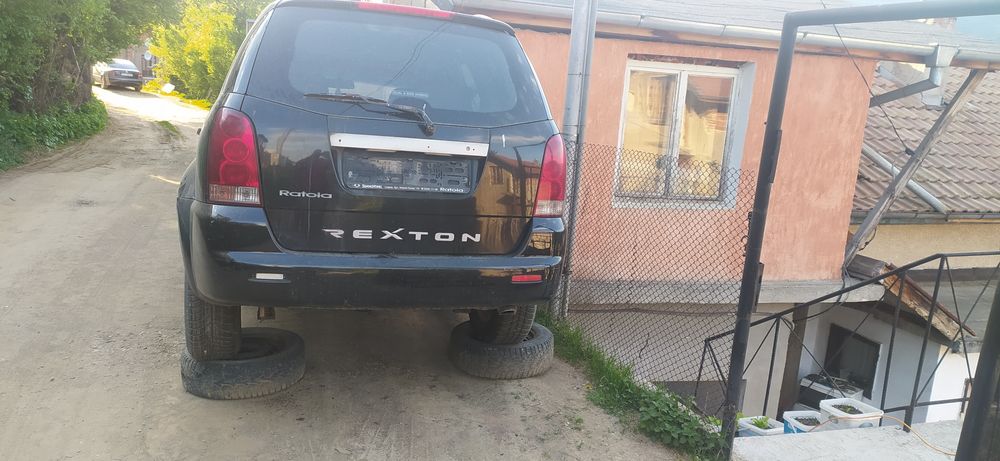 Ssang Yong Rexton 2.9 td на части