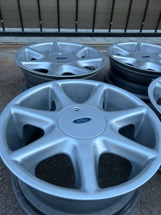 Jante Ford RS 7-Spoke R17 4x108
