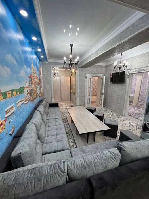 Сдается 3х комнатная квартира на 5 этаже 5 мкр бек остановка 700$