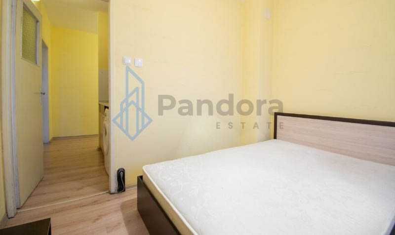 Дава се под наем Двустаен апартамент в София, Фондови жилища - 55 кв.м за 420 € - Снимка #4