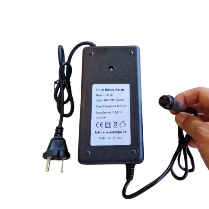 Зарядно 48V за литиево йонна батерия