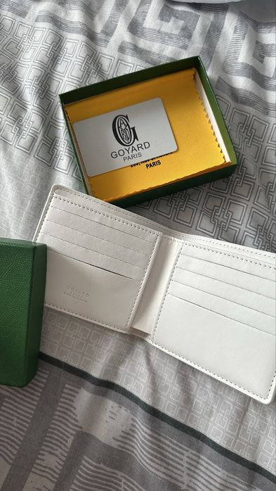 Goyard портмоне бяло
