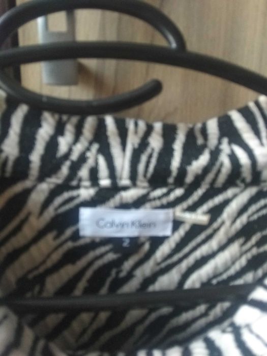 Оригинална рокля на Calvin Klein