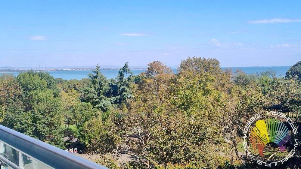 Дава се под наем Тристаен апартамент в Бургас, Лазур - 125 кв.м за 1200 € - Снимка #7