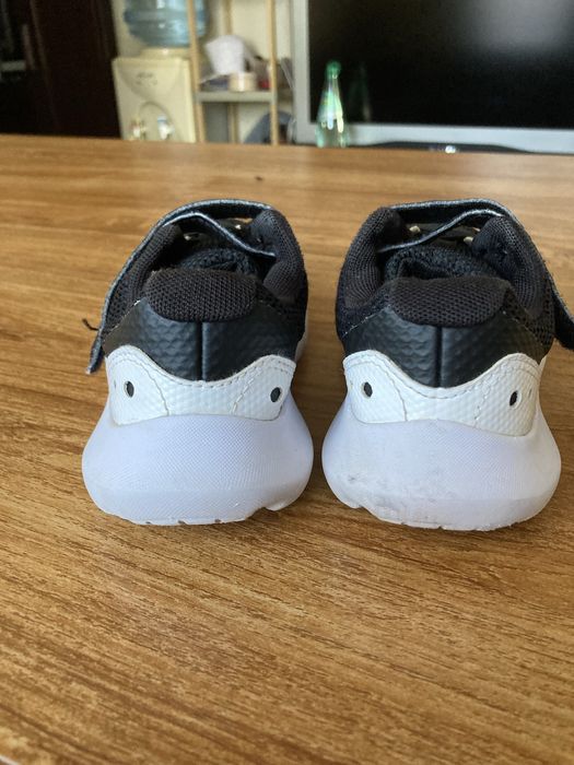 Оригинални детски маратонки Under Armour