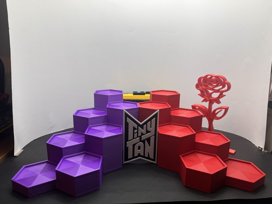 Stand BTS pentru figurine