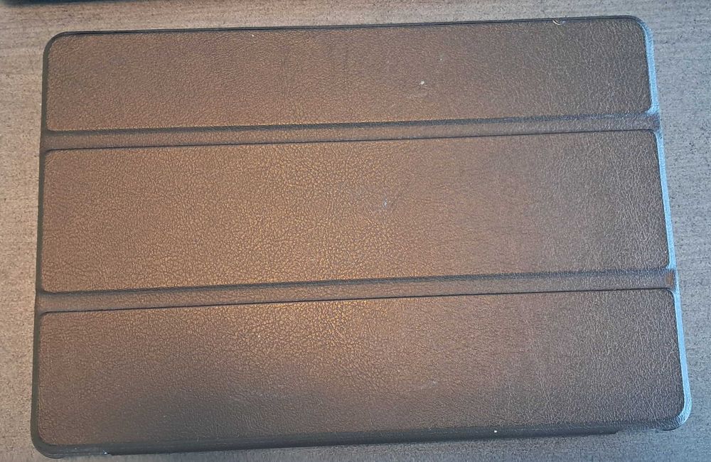 Tableta Lenovo Tab M10 3rd Gen, Octa-Core, 10.1" WUXGA 1920x1200 IPS, 3GB RAM, 32GB WI-FI Storm Grey + Husa Fold Inclusa