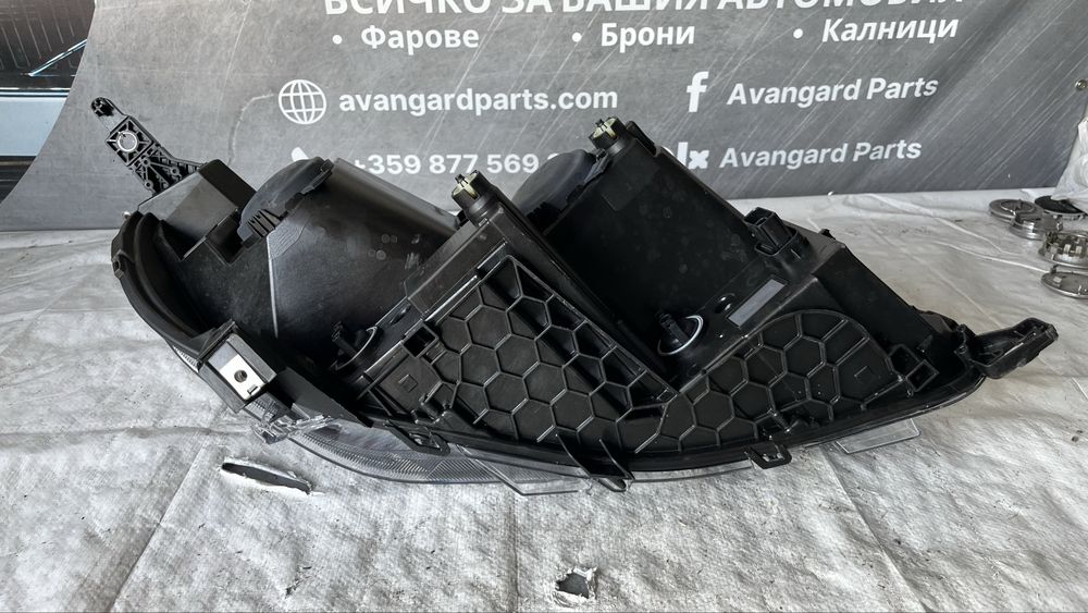 Ляв фар Peugeot Expert 2024-