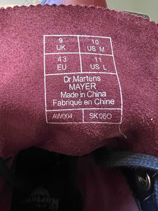 Продавам обувки Dr.Martens