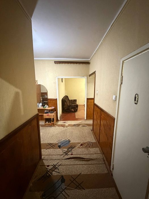 3 х ком квартиру Сергели 2 на первом этаже не торцевая площадь 78 м²