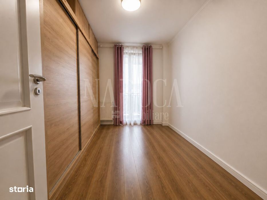 Apartament 3 camere de vanzare in Floresti