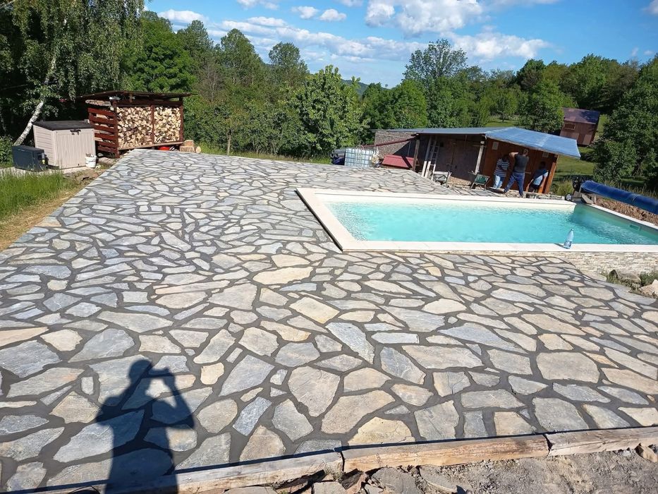 Piatra naturala de munte oriunde in tara + montat profesional