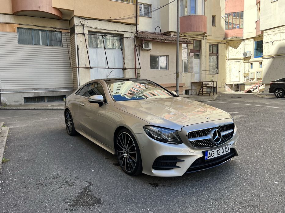 MERCEDES E-Klasse Coupe / E300 AMG Line