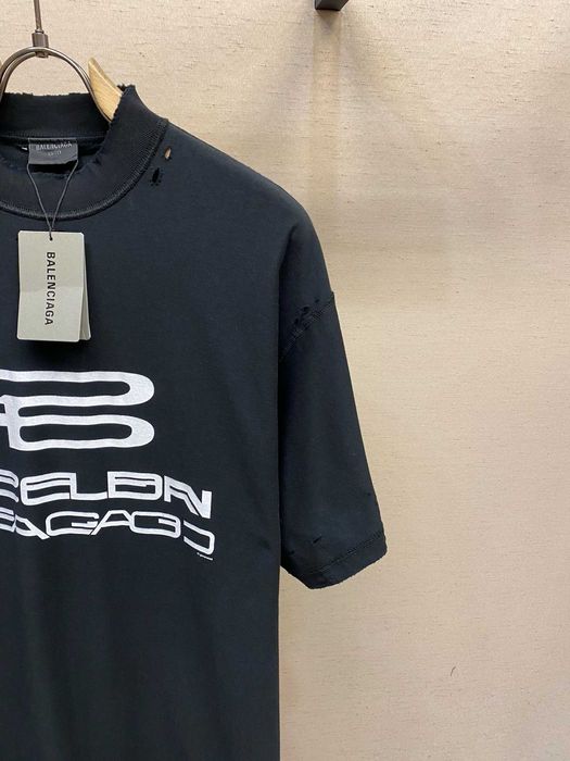Tricou Balenciaga