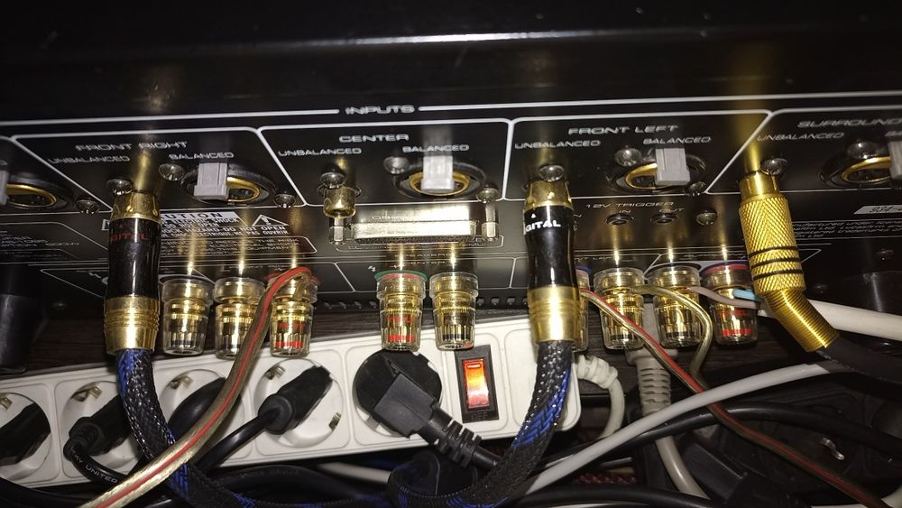 Усилители топовые Rotel